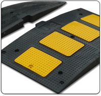 Yellow EMDM Rubber Embedded Speed Hump